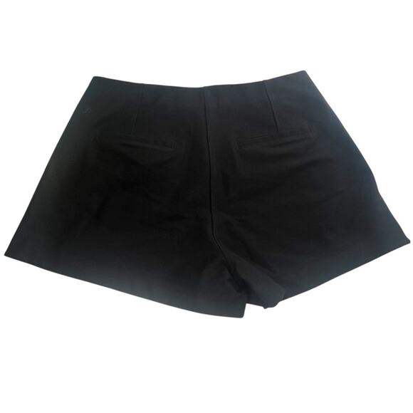 Lululemon Utilitech Relaxed Fit High Rise
Short Black Shorts Size 12 - Picture 3 of 7